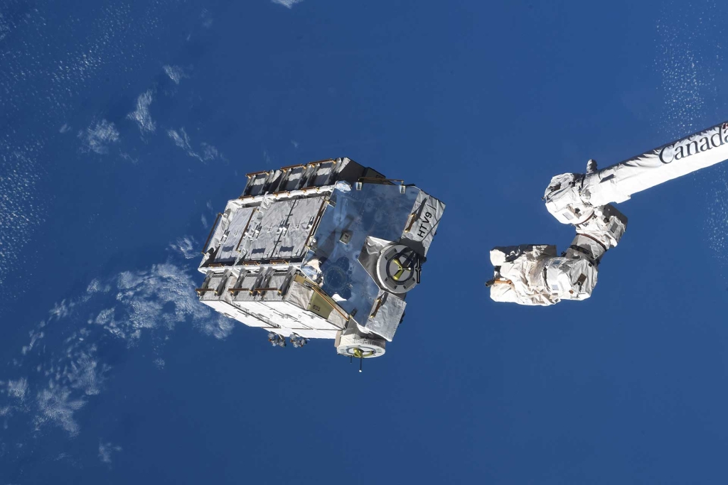 تکه‌ای از ایستگاه فضایی بین‌المللی ظاهرا روی سقف خانه‌ای در فلوریدا سقوط کرده است