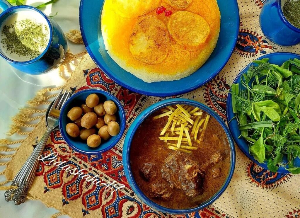 طرز تهیه سماق قاتق گیلانی مخصوص و خوشمزه با گوشت