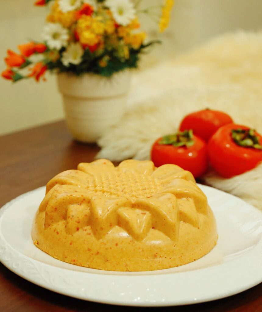 طرز تهیه پاناکوتا خرمالو جذاب و راحت برای شب یلدا