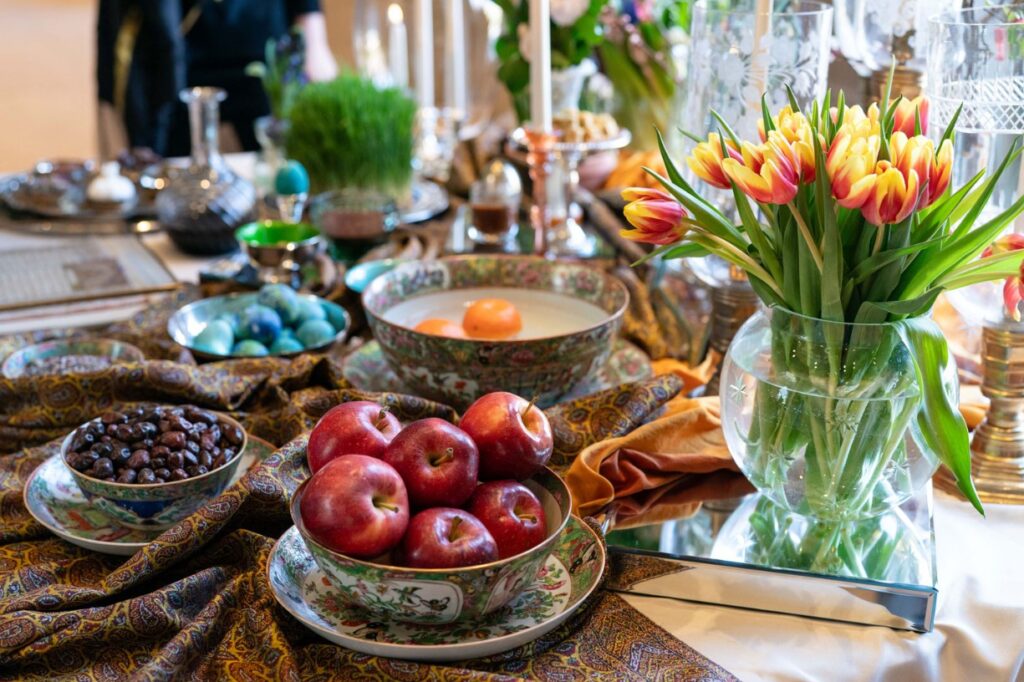 متن تبریک سال نو (ویژه ۱۴۰۴) 25 1743005572 989 متن تبریک سال نو ویژه ۱۴۰۴