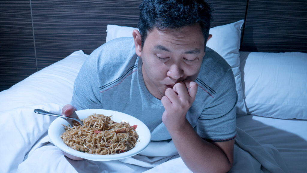 آخر شب چه بخوریم و چه نخوریم؟