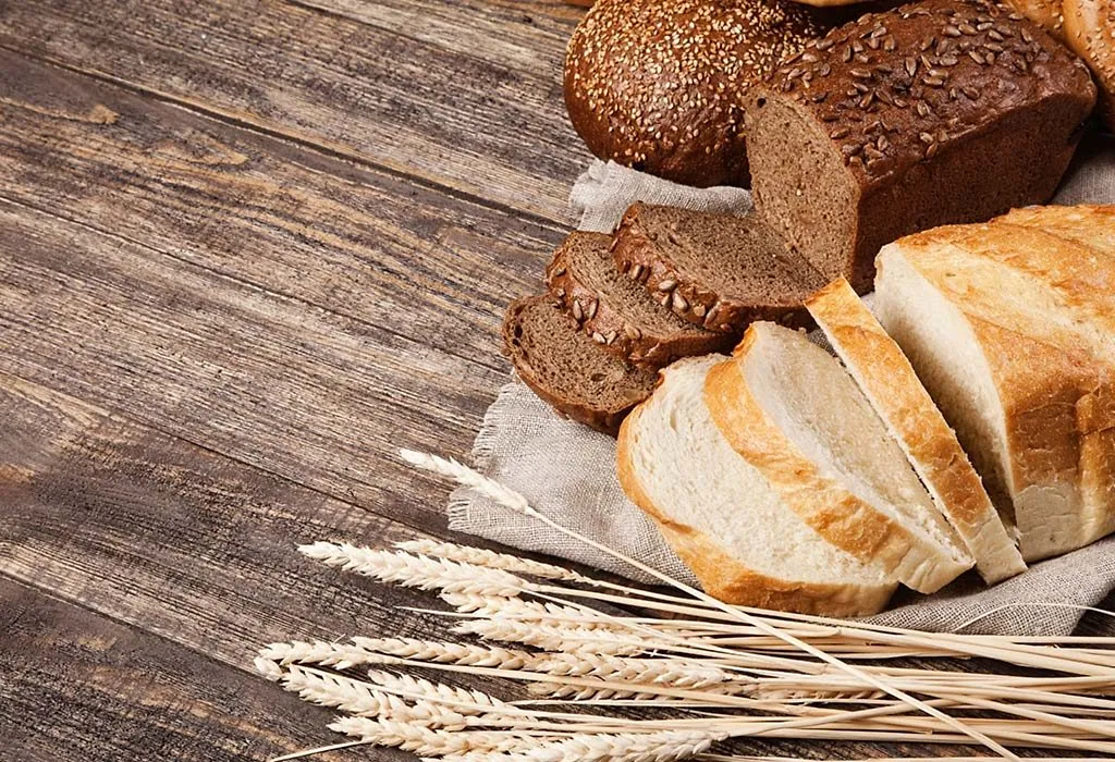 هر کف دست نان چقدر کالری دارد ؟.webp