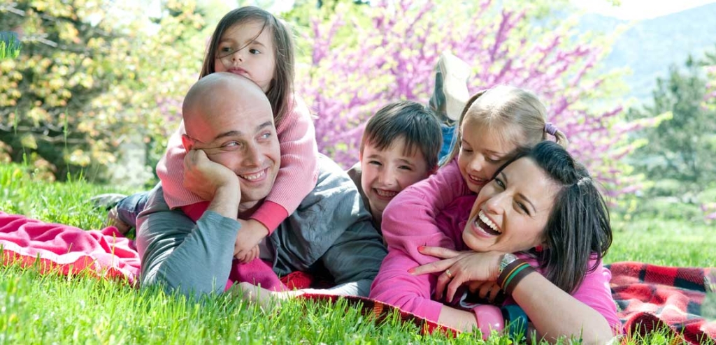 ۲۰ راهکار مؤثر برای اینکه خانواده‌ای شاد و صمیمی داشته باشیم