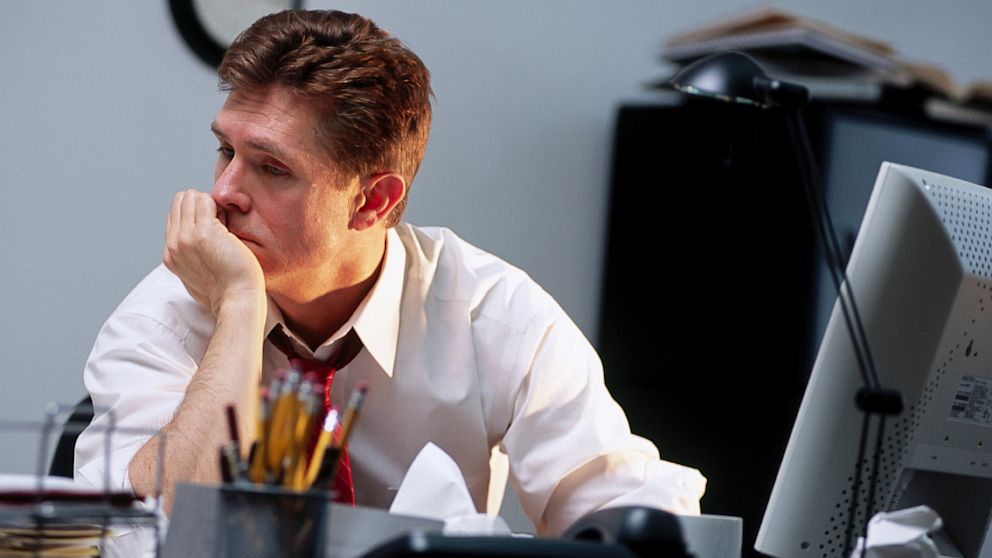 بیش از ۱۰ علامت بیش فعالی در بزرگسالان مهمترین علائم