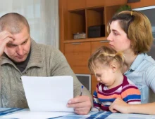 مشکلات مالی والدین می‌تواند مهارت‌های اجتماعی کودکان را تحت‌تأثیر قرار دهد_آینده نوین