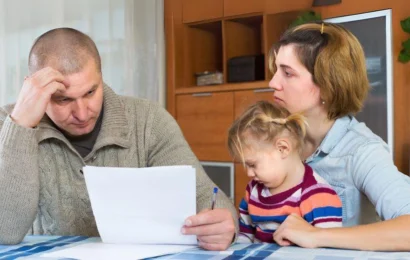 مشکلات مالی والدین می‌تواند مهارت‌های اجتماعی کودکان را تحت‌تأثیر قرار دهد